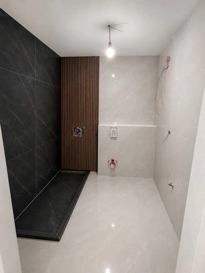 Apartament cu 3 camere decomandat în Mărăști