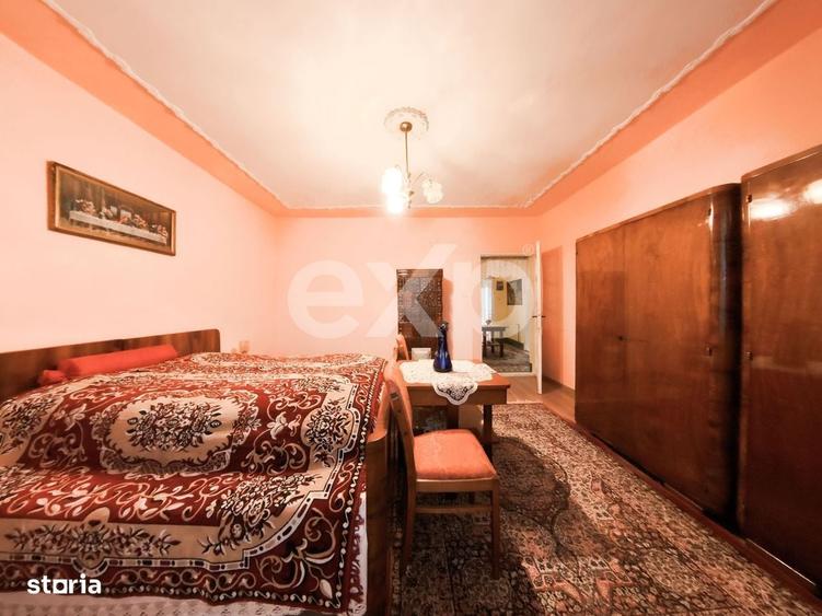 Casă cu 4 camere în Central
