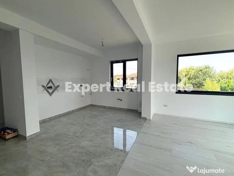 Casă cu 4 camere cu Teren 280 Mp în Corbeanca