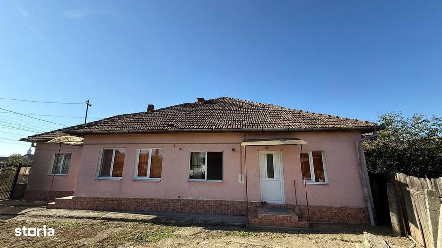 Casă cu 3 camere cu Teren 360 Mp în Someșeni