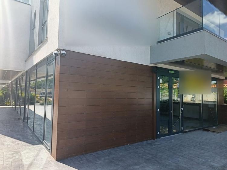 Spațiu comercial, de 280 mp, în Central