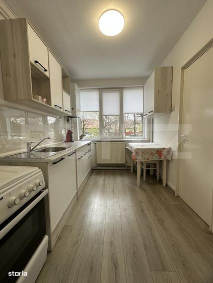 Apartament cu 3 camere decomandat în Tudor