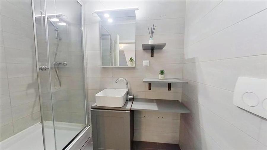 Apartament cu 2 camere decomandat, mobilat în Avantgarden