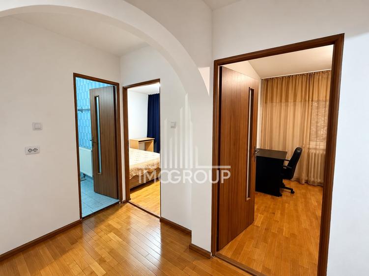 Apartament cu 3 camere decomandat, mobilat în Zorilor