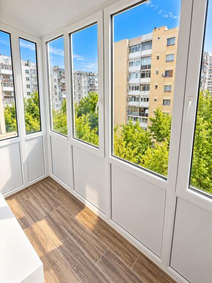 Apartament cu 3 camere decomandat în Tineretului