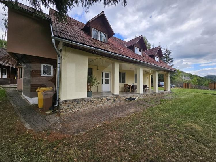 Hotel/Pensiune, de 223 mp, în Botești (Câmpeni)