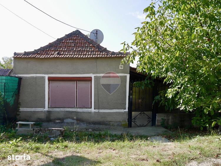 Casă cu 2 camere cu Teren 3003 Mp în Vințu de Jos