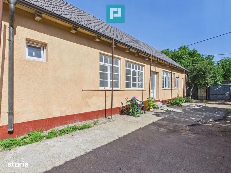 Casă cu 3 camere cu Teren 2233 Mp în Girișu de Criș