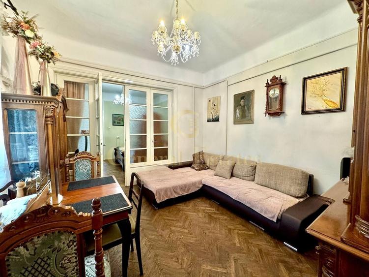 Casă individuală cu 4 camere cu Canalizare în Copou