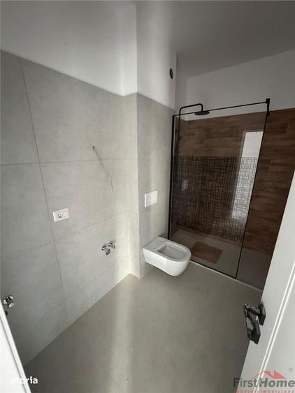 Garsoniera bloc nou, parcare inclusa, etaj 3 cu lift - 4
