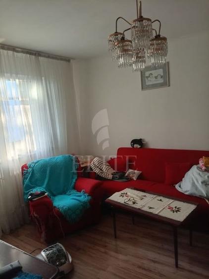 Apartament cu 3 camere semidecomandat în Mănăștur