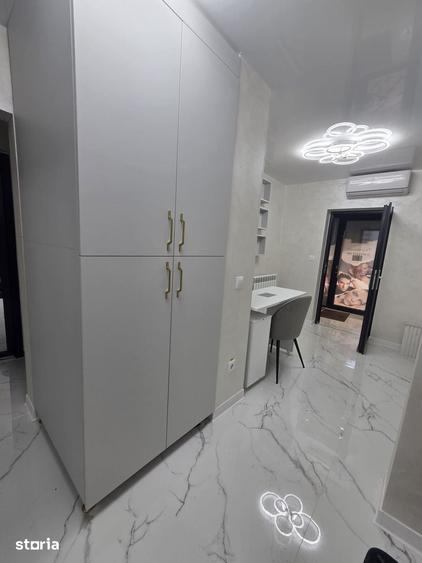 Spațiu comercial, de 49 mp, în Central
