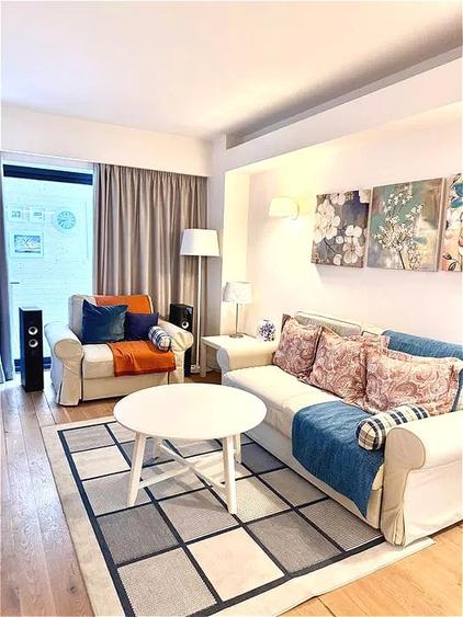 Apartament cu 3 camere semidecomandat, mobilat în Floreasca