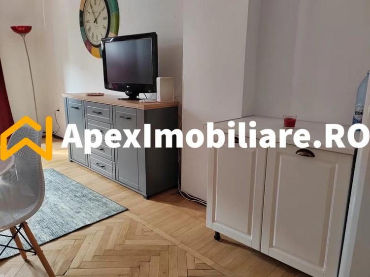 Garsonieră în P-ța Romană