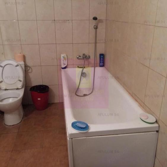 Casă cu 6 camere cu Teren 890 Mp în Dobroești
