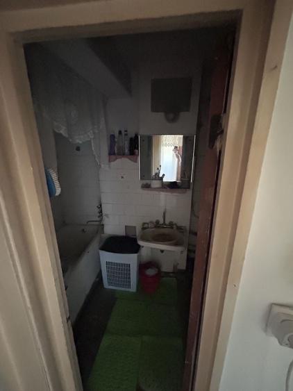 Apartament cu 2 camere decomandat în Banat