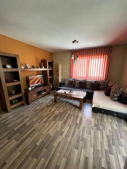 Apartament cu 2 camere semidecomandat în Florești