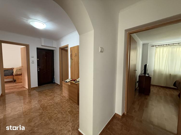 Apartament cu 4 camere în Ultracentral