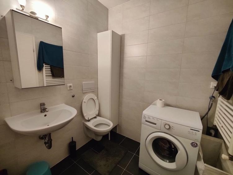 Apartament cu 2 camere decomandat, mobilat în Avantgarden