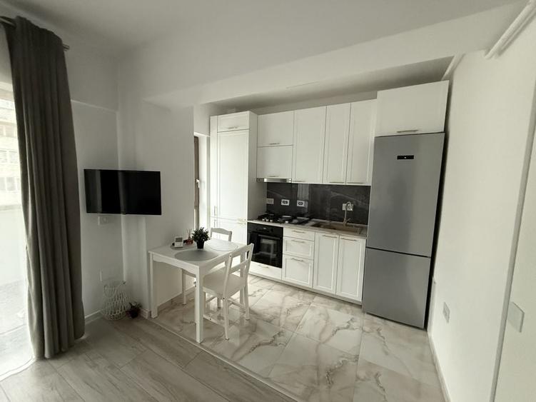 Casă cu 1 camere decomandat în Brazda lui Novac