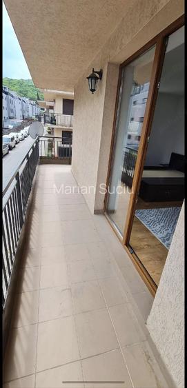 Apartament cu 3 camere decomandat în Florești