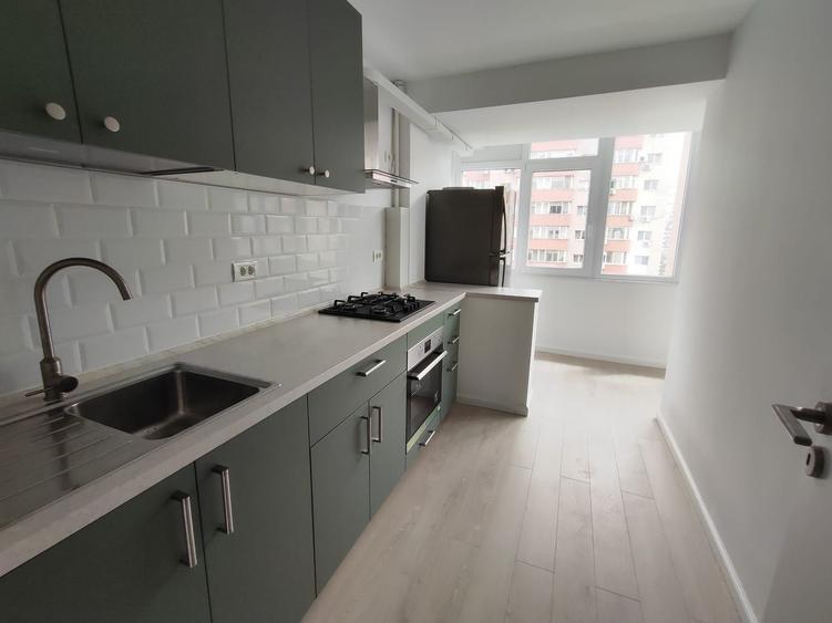 Apartament cu 2 camere semidecomandat, mobilat în Ștefan cel Mare
