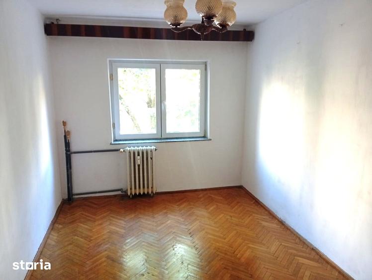 Apartament cu 2 camere semidecomandat în Micălaca