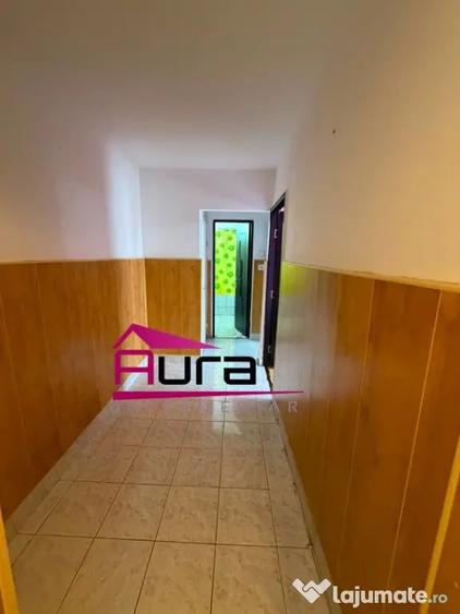 Apartament cu 3 camere decomandat în E3