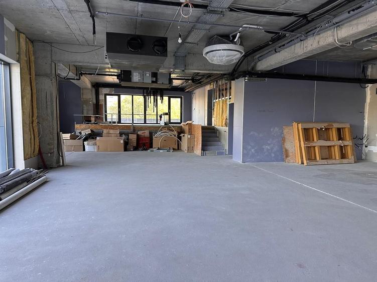 Spațiu comercial, de 223.5 mp, în Bucureștii Noi