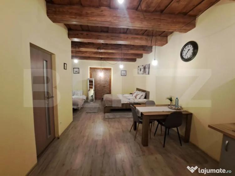 Casă cu 1 camere cu Canalizare în Centrul Istoric