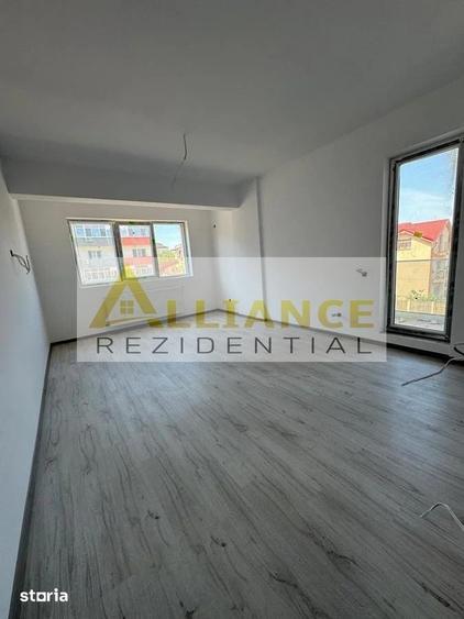 Garsonieră decomandată în Central