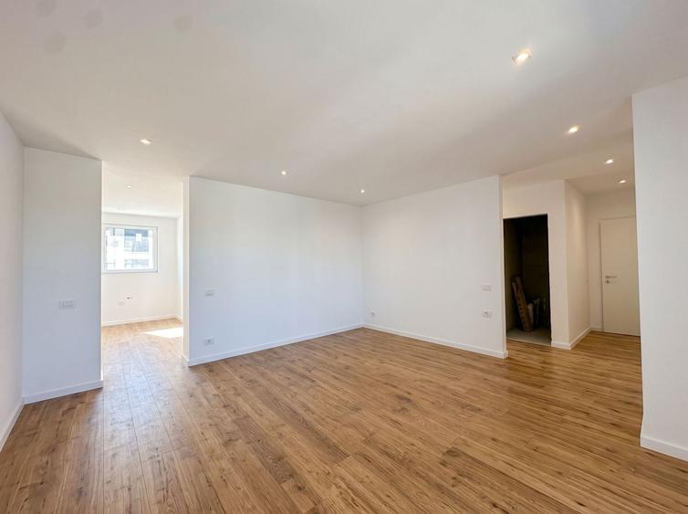 Apartament cu 3 camere în Floreasca