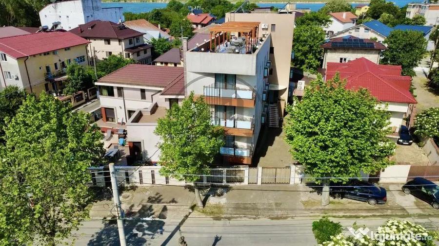 Casă cu 13 camere cu Teren 300 Mp în Sud