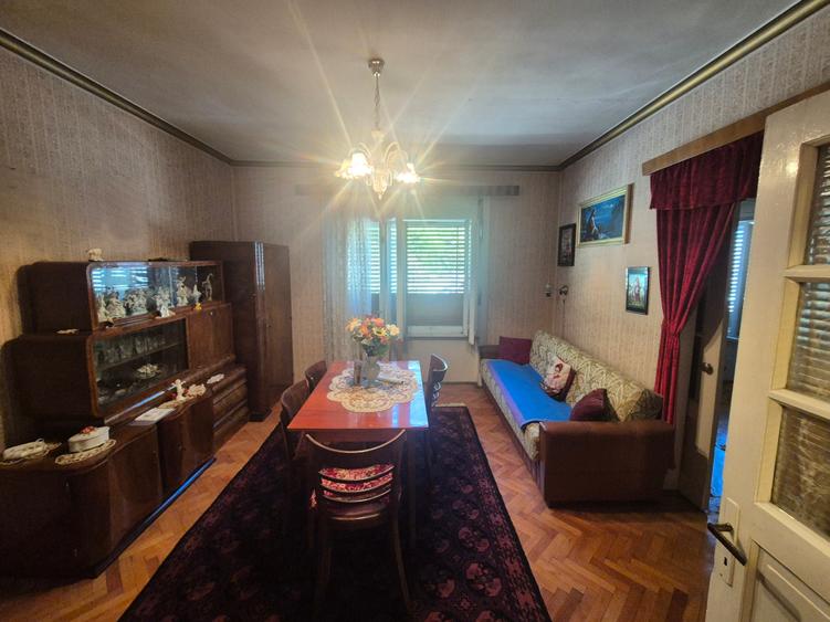 Casă individuală cu 3 camere cu Teren 400 Mp în Muncitoresc