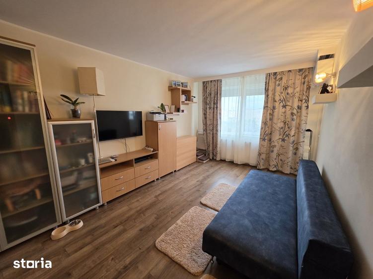 Apartament cu 2 camere în Tei