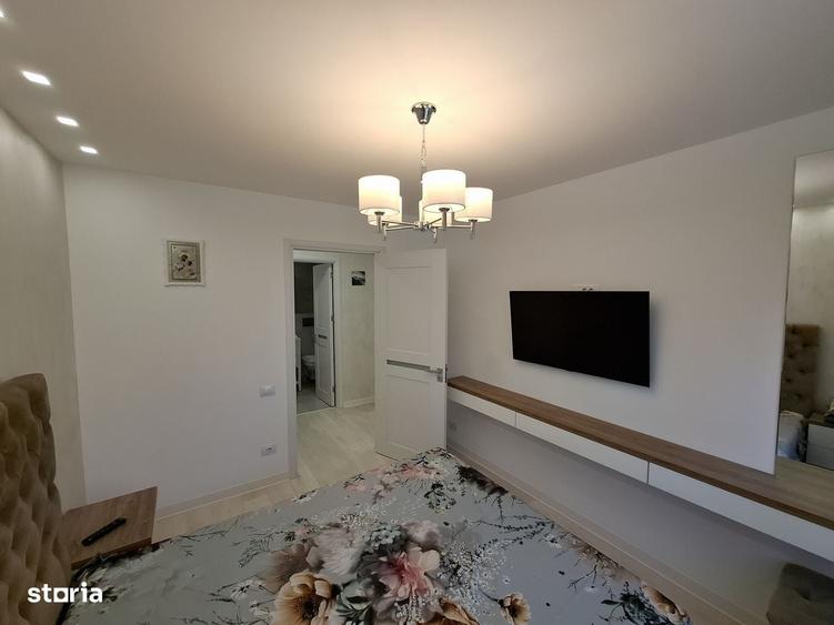 Apartament cu 3 camere decomandat, mobilat în Central