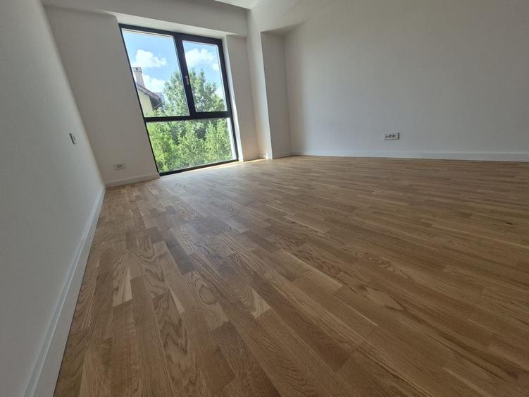 Apartament cu 3 camere decomandat în Iancu Nicolae