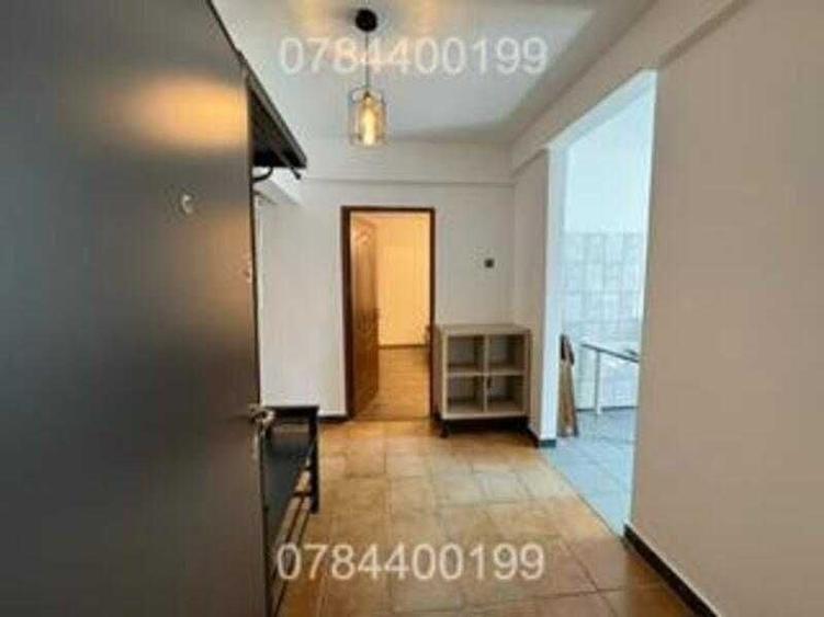 Apartament 3 camere renovat + loc de parcare + centrala pe gaz - 1