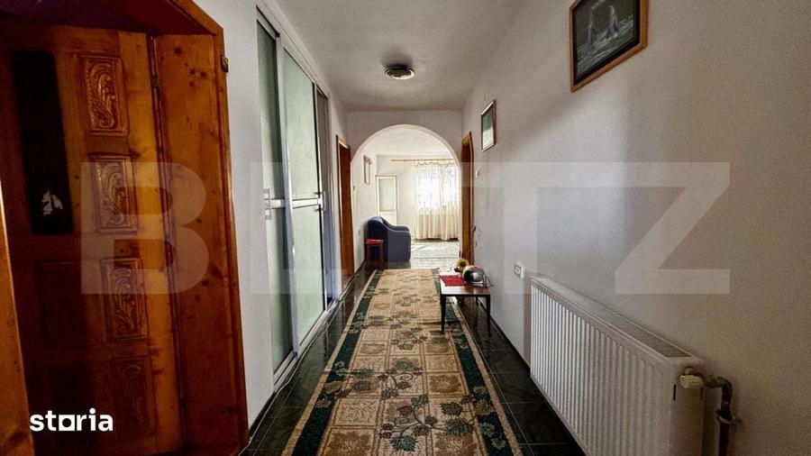 Casă cu 5 camere cu Teren 372 Mp în Bariera Vâlcii