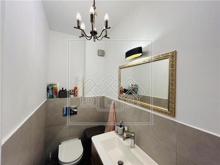 Apartament cu 4 camere decomandat în Arhitecților - Calea Cisnădiei