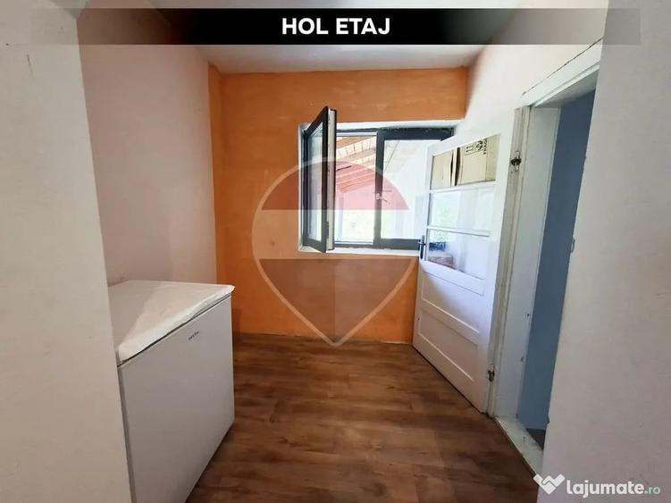 Casă cu 1 camere cu Teren 792 Mp în Central