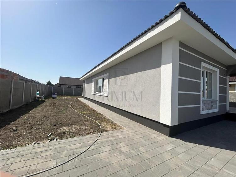 Casă individuală cu 4 camere cu Teren 500 Mp în Sânmihaiu Român