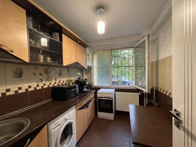 Apartament cu 2 camere decomandat, mobilat în Dristor