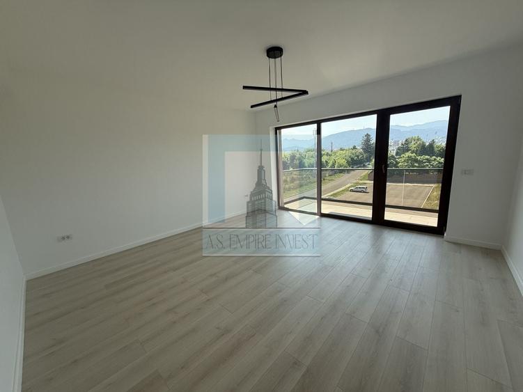 Apartament cu 3 camere decomandat în Bartolomeu