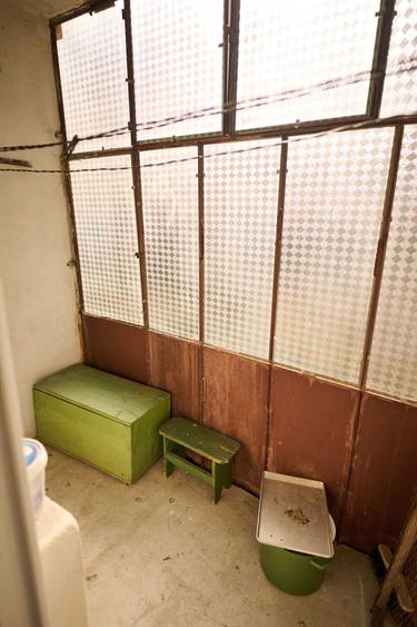 Apartament cu 2 camere semidecomandat, mobilat în Central