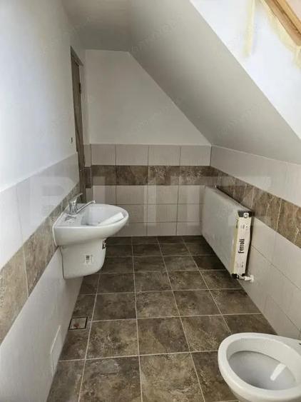 Casă cu Teren 2828 Mp în Central