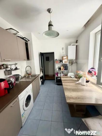 Apartament cu 3 camere decomandat în Andrei Mureșanu