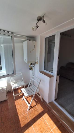 Apartament cu 3 camere decomandat în Centrul Civic