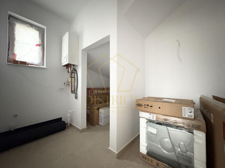 Duplex cu 4 camere cu Canalizare în Giroc