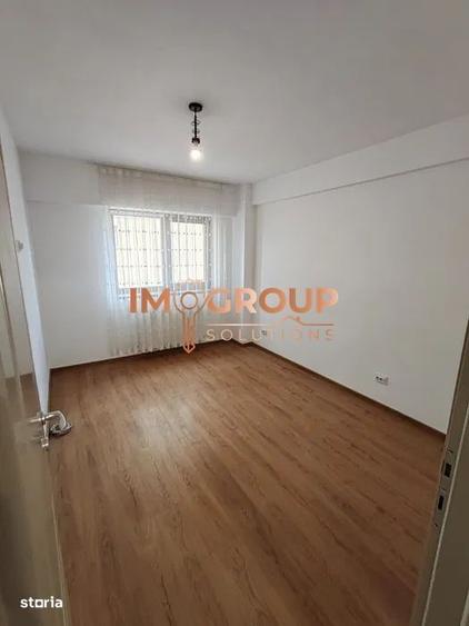Apartament cu 2 camere decomandat în Nicolina